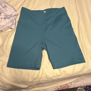 bike shorts in size small